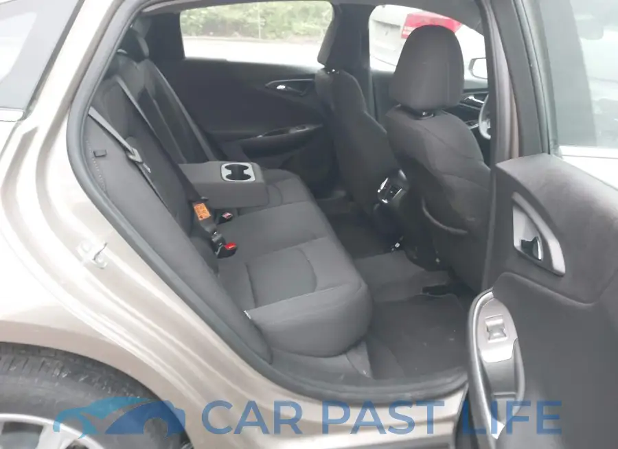 1G1ZD5ST4RF194518# 8