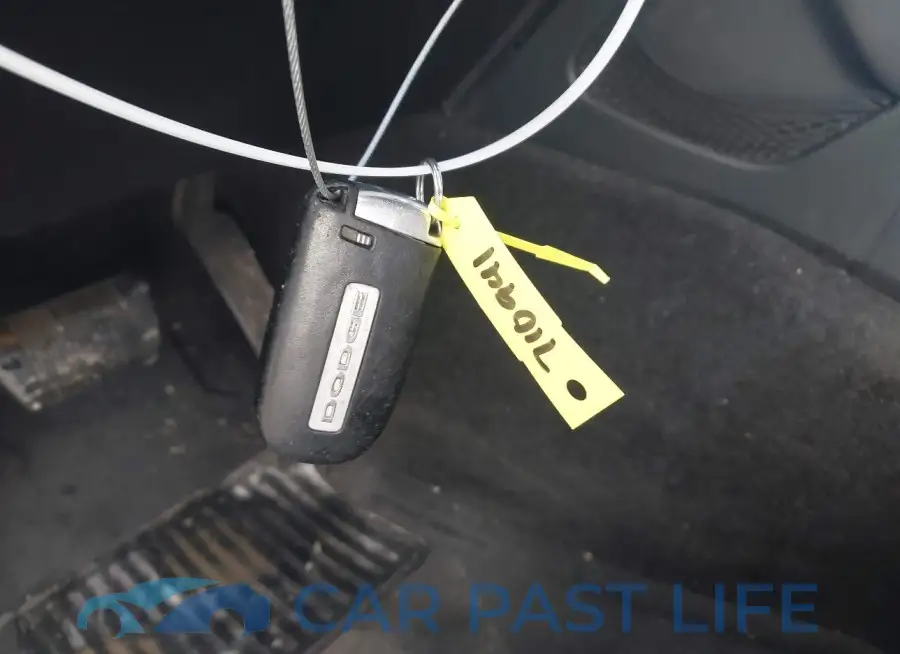 2C3CDZAT0FH865350# 11