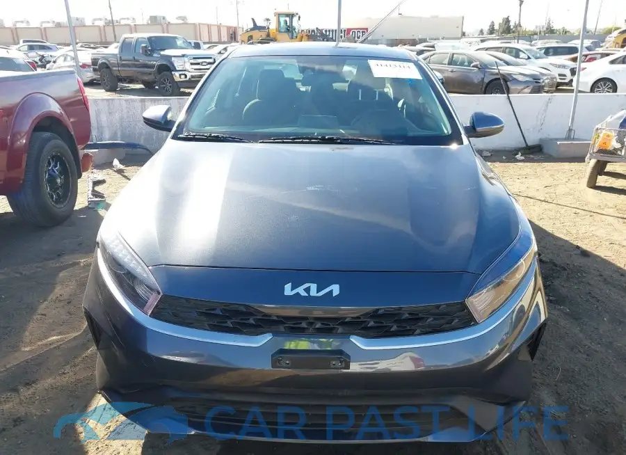 3KPF24AD0RE769440# 12