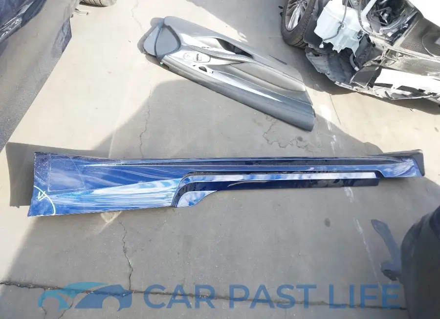 JN1EV7KK2NM600827# 18