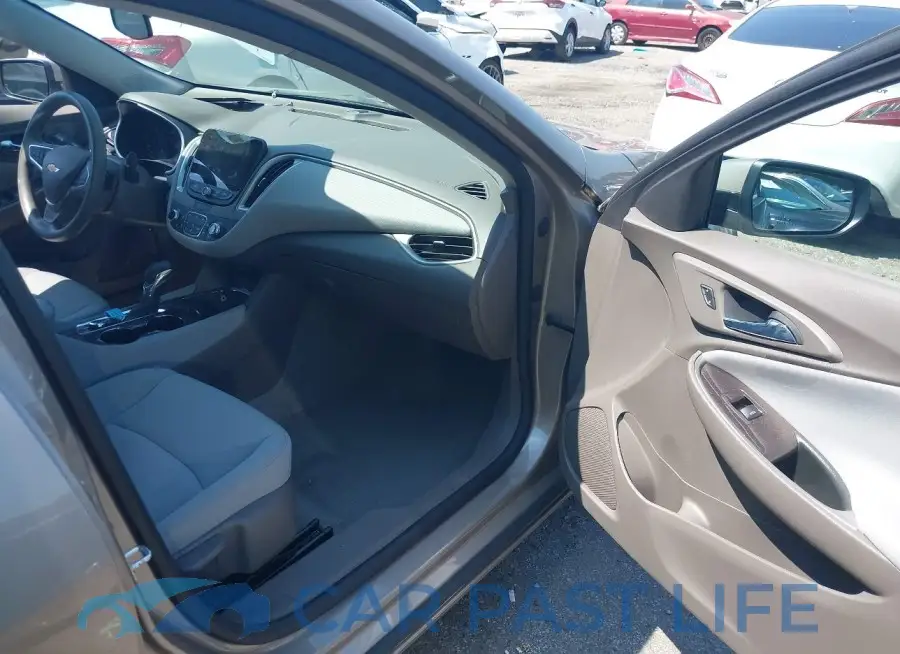 1G1ZD5ST1PF139747# 5