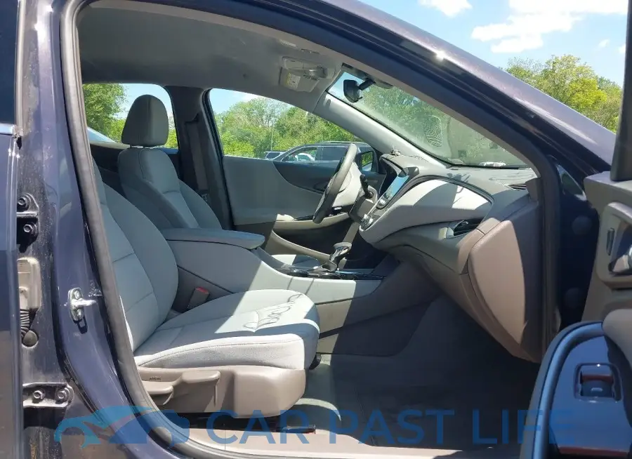 1G1ZD5ST5SF112401# 5