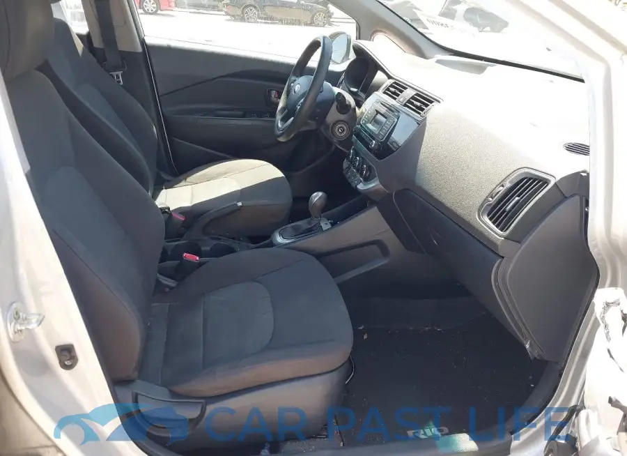 KNADM4A32H6054766# 5