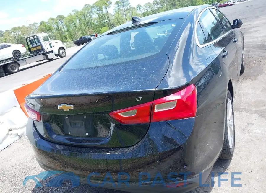 1G1ZD5ST5RF132996# 16