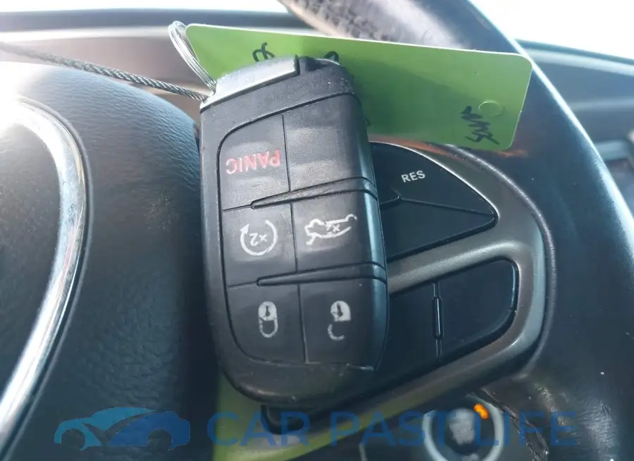 2C3CDXBG1LH123864# 11