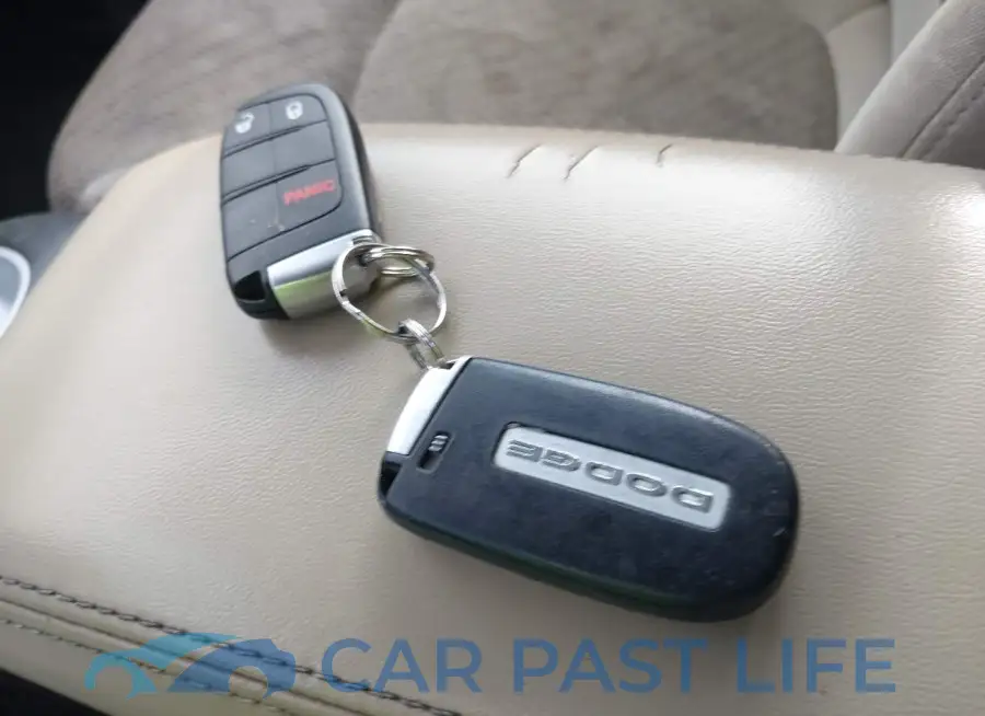 3C4PDCAB0JT208761# 11