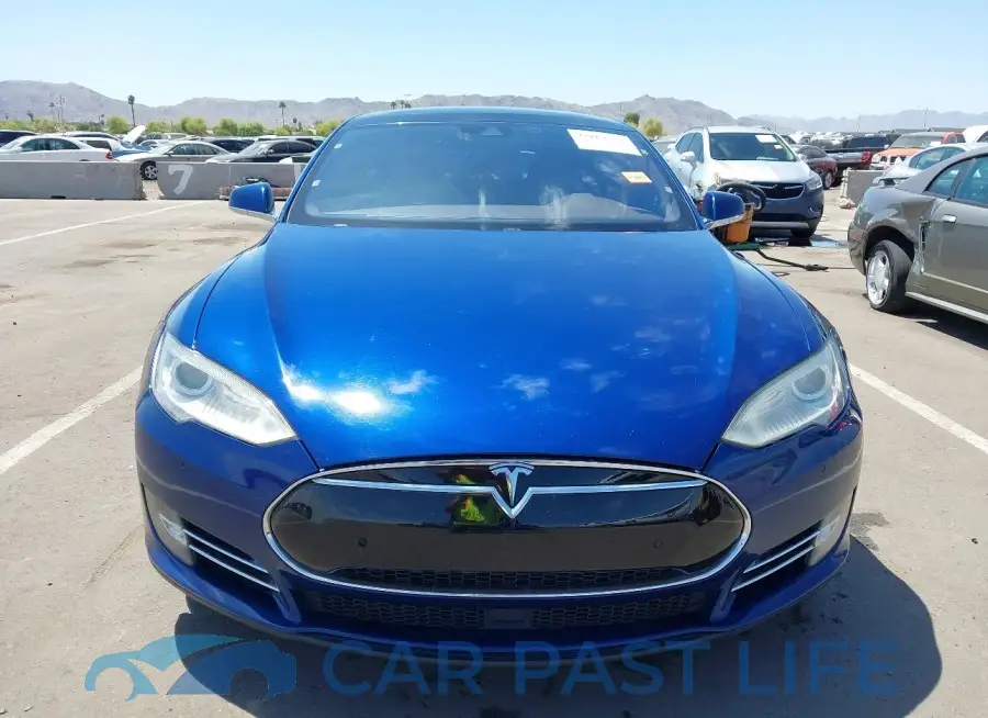5YJSA1E10GF126433# 12