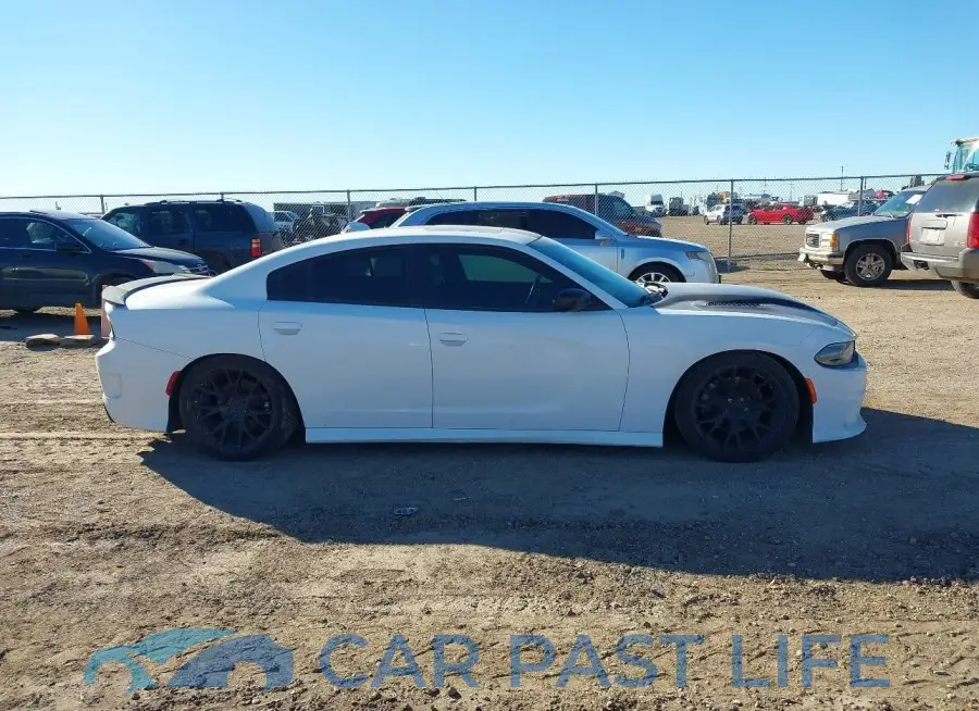 2C3CDXCT4MH588104# 13