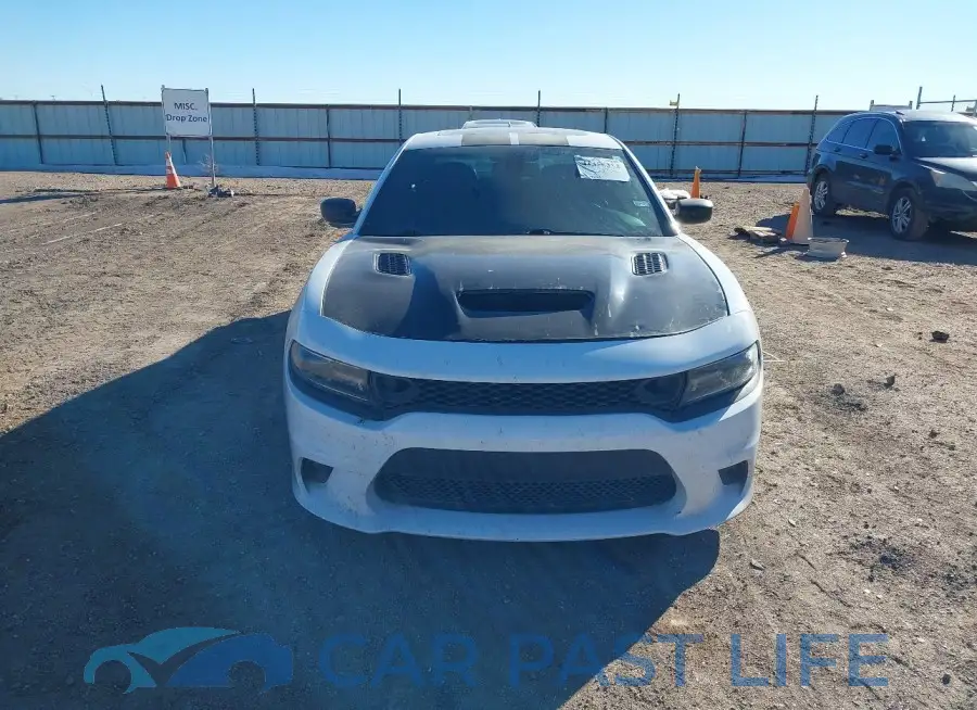 2C3CDXCT4MH588104# 12
