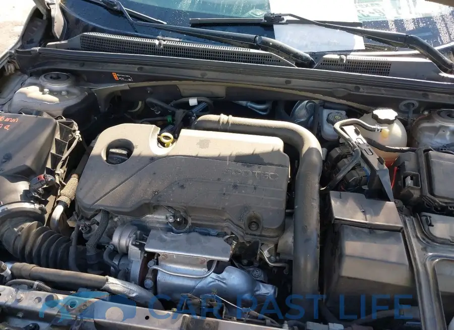 1G1ZD5ST4NF178104# 10