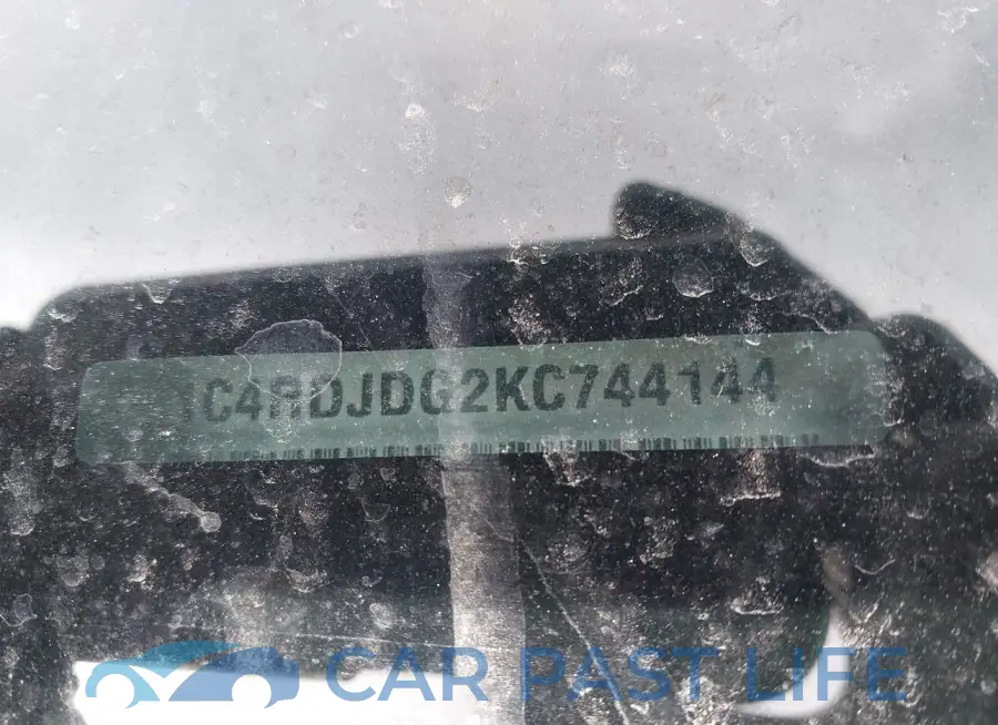 1C4RDJDG2KC744144# 9