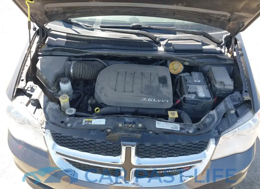 2C4RDGBG6GR192104# 10