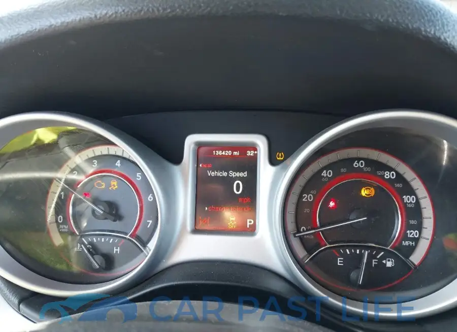 3C4PDCAB2HT675657# 7