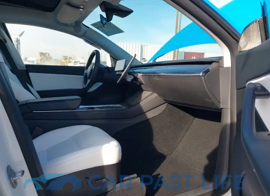 7SAYGDEF6NF406766# 5