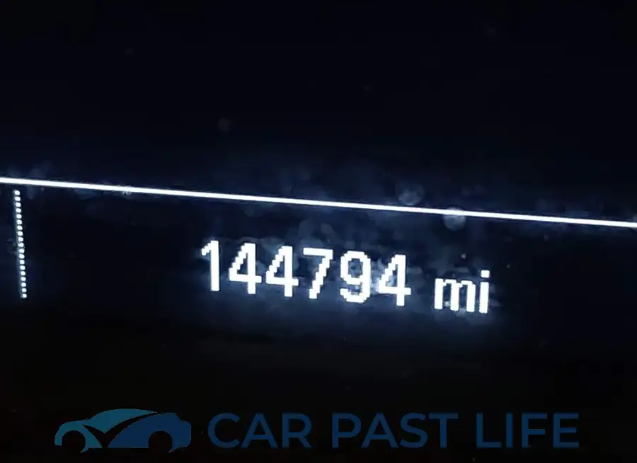 1G1ZD5ST1LF069404# 15