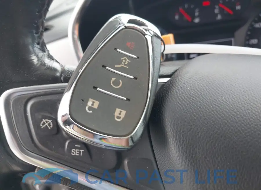 2GNAXJEV3J6274612# 11