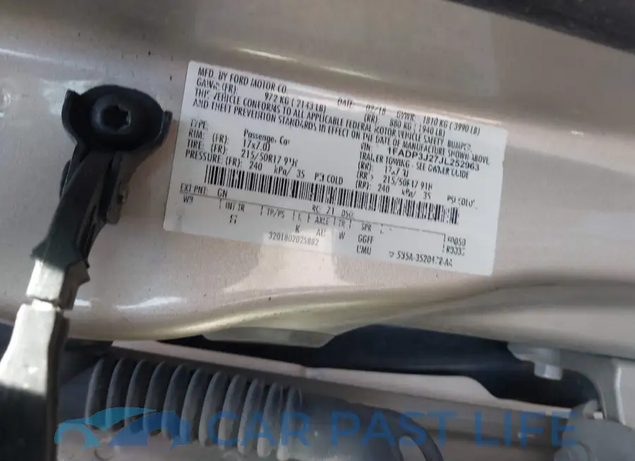 1FADP3J27JL252963# 9
