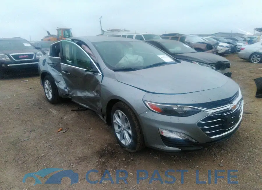 1G1ZD5ST2SF138597# 1