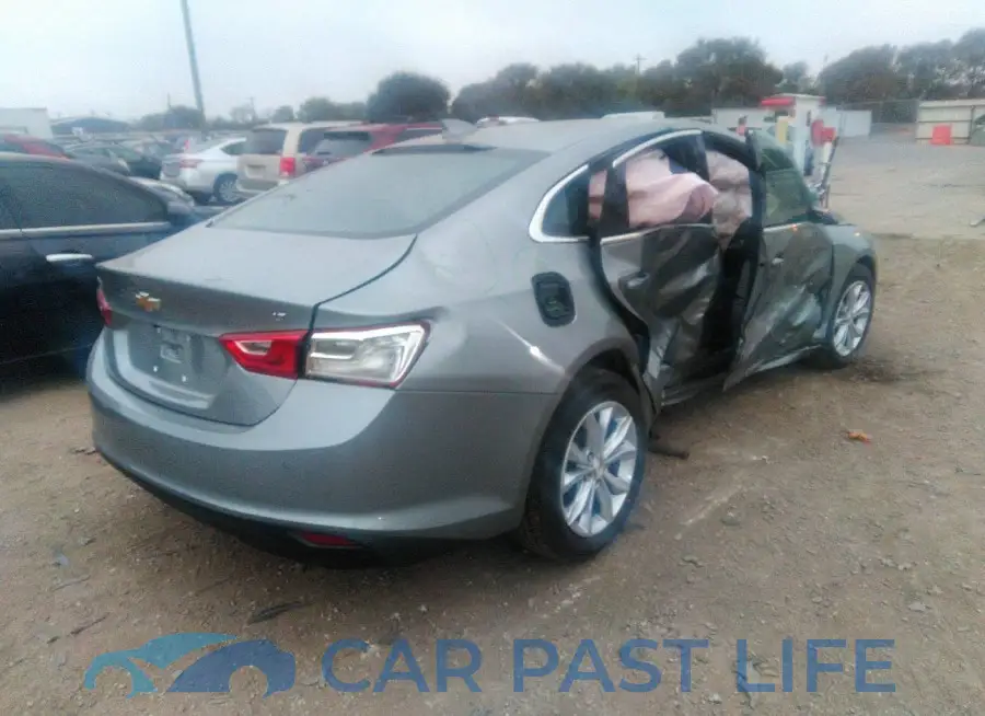 1G1ZD5ST2SF138597# 4