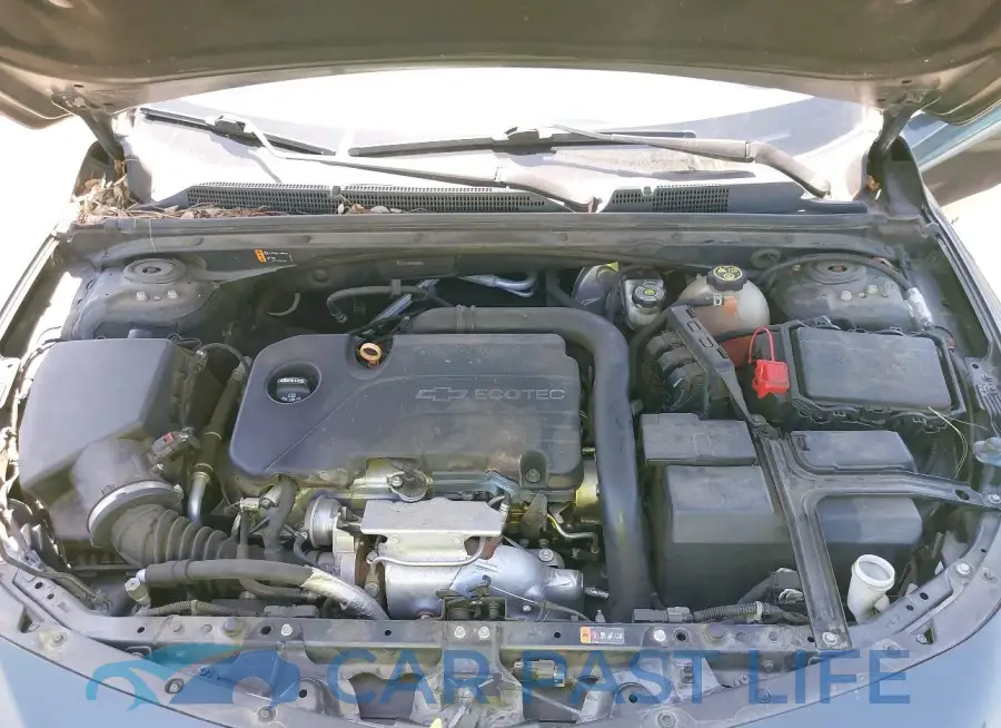 1G1ZE5ST8HF200137# 10
