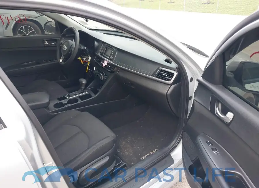 5XXGT4L30HG158951# 5