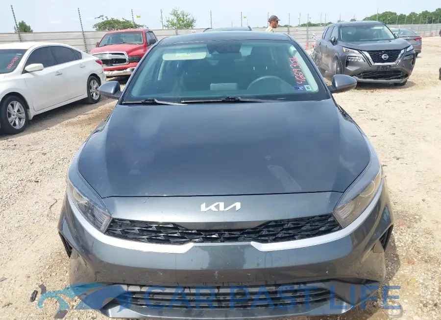 3KPF24AD8PE643047# 12