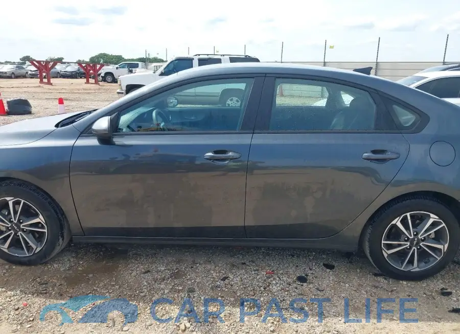 3KPF24AD8PE643047# 14