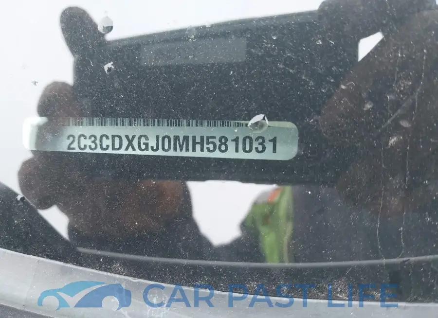2C3CDXGJ0MH581031# 9