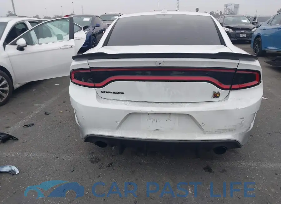 2C3CDXGJ0MH581031# 17