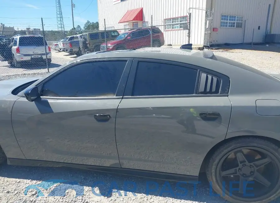 2C3CDXGJ8PH699042# 15