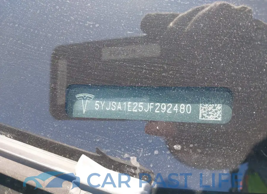 5YJSA1E25JF292480# 9