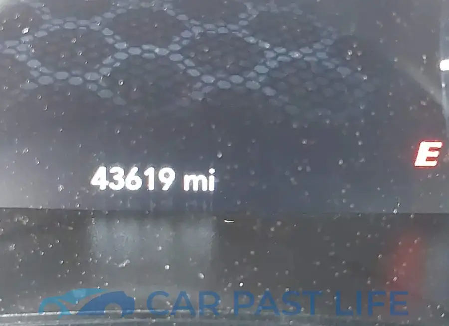 2C3CDXGJ3NH127826# 7