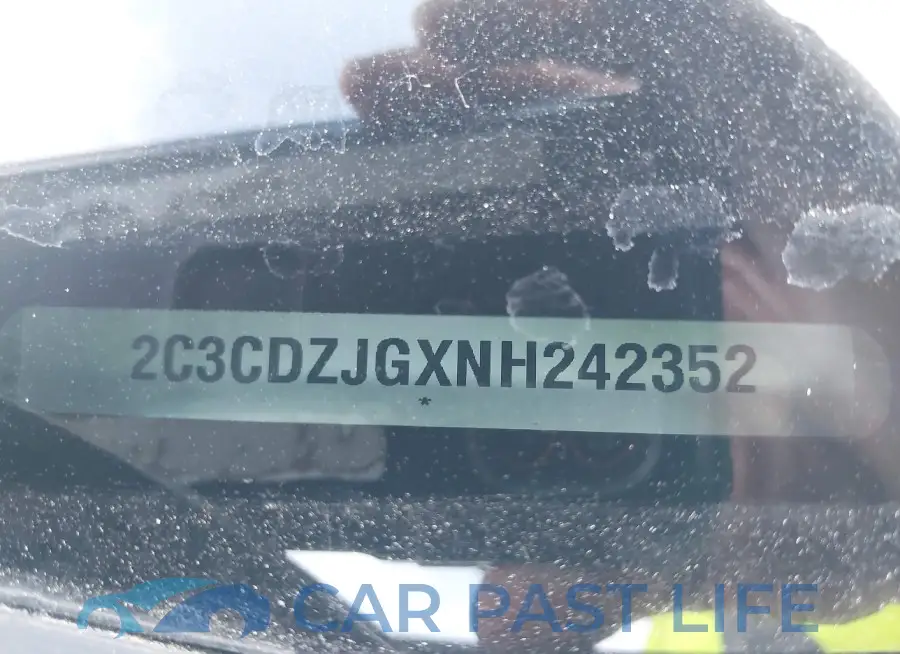 2C3CDZJGXNH242352# 9
