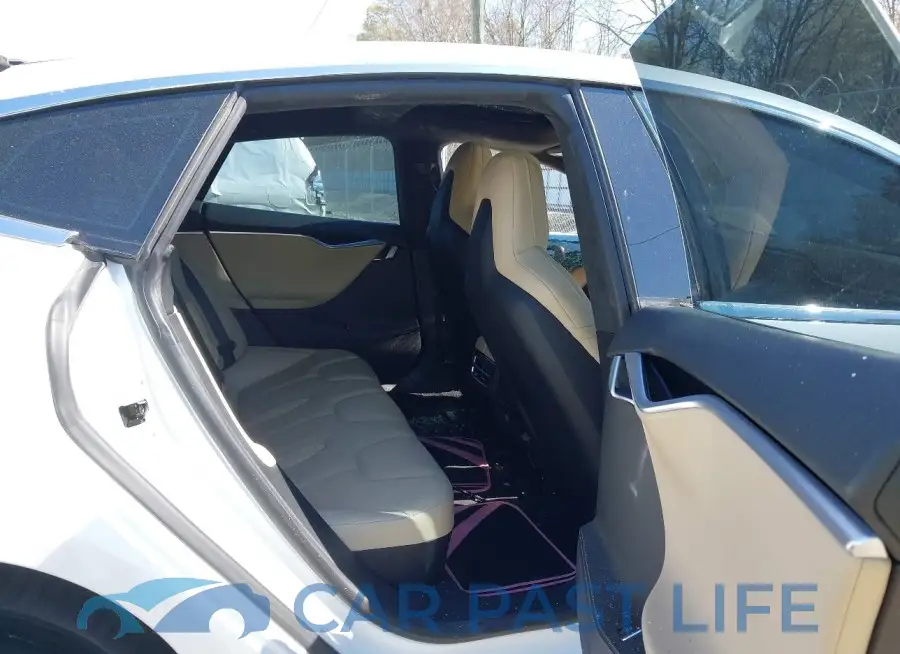 5YJSA1E19GF148544# 8