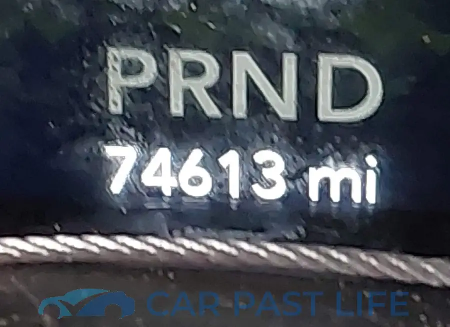 1C4HJXDN8MW714976# 16