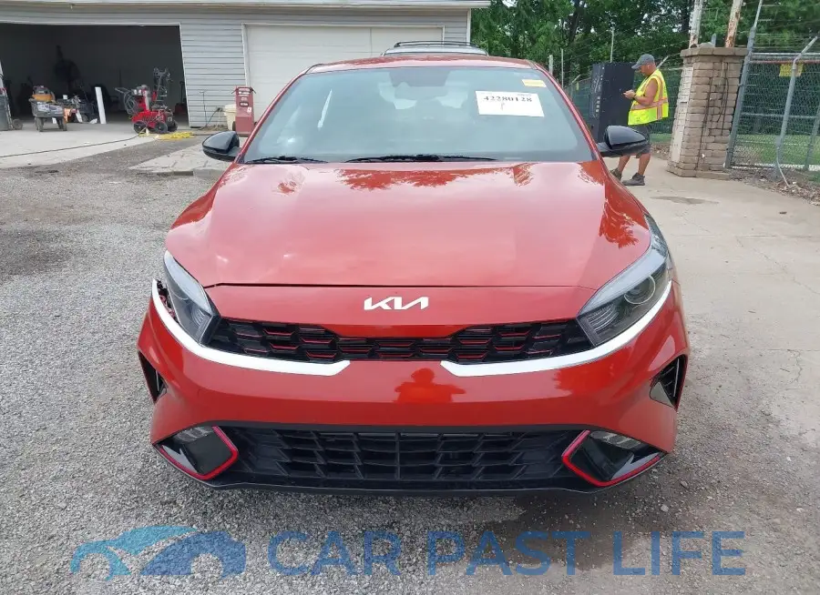 3KPF54AD3PE629435# 12