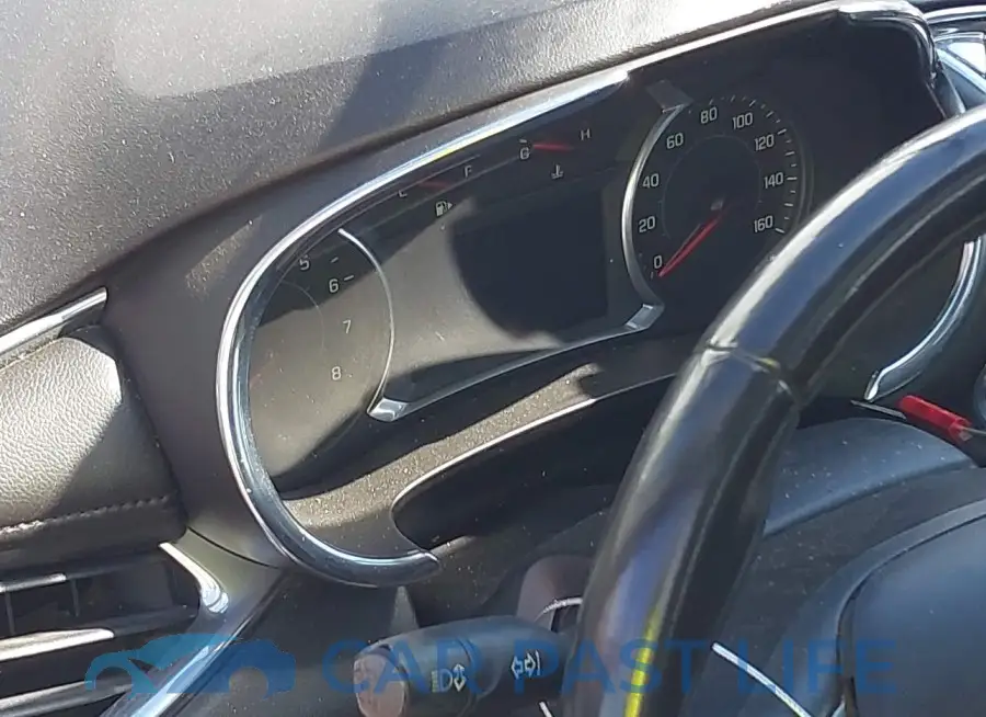 1G1ZD5ST4JF155464# 7