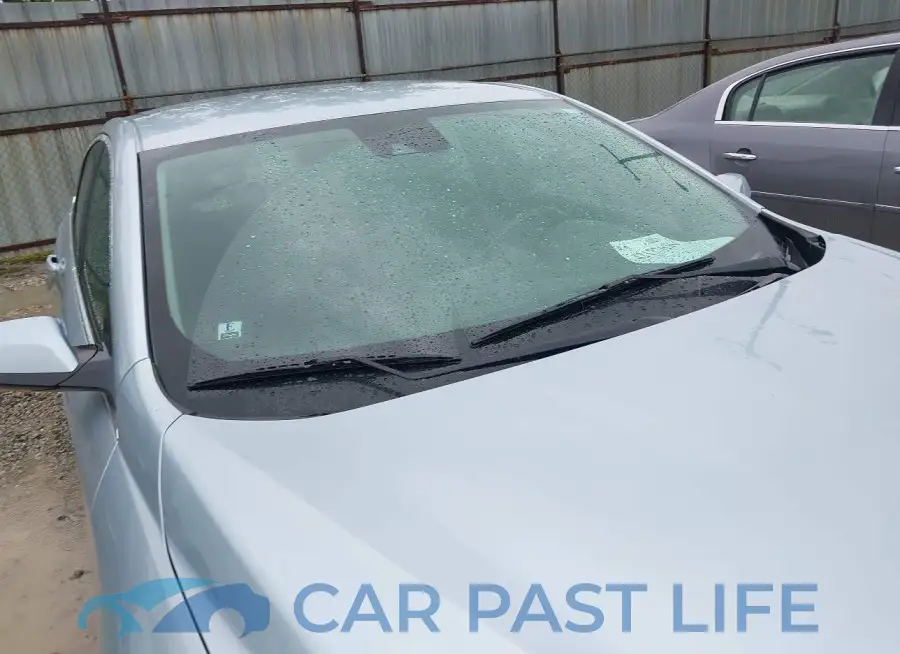 1G1ZD5ST5JF161838# 18
