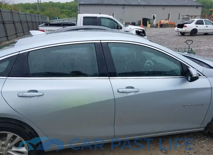 1G1ZD5ST5JF161838# 14