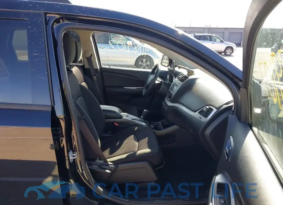3C4PDCAB5KT852984# 5