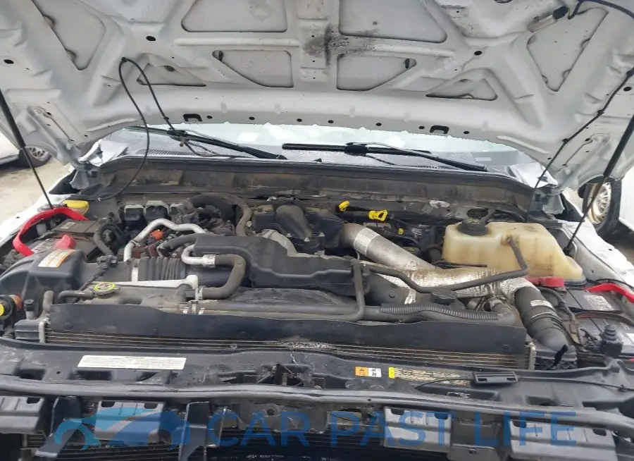 1FDRF3GT8FED58557# 9