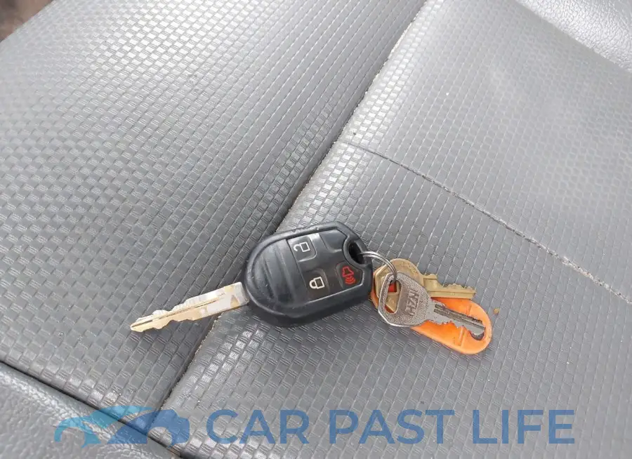 1FDRF3GT8FED58557# 10