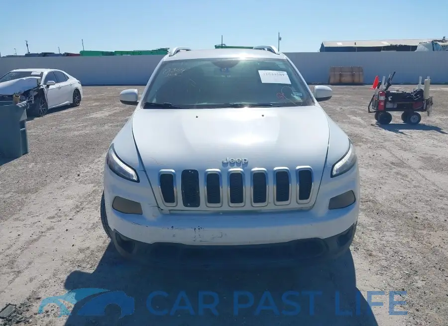 1C4PJLCS0GW138381# 12
