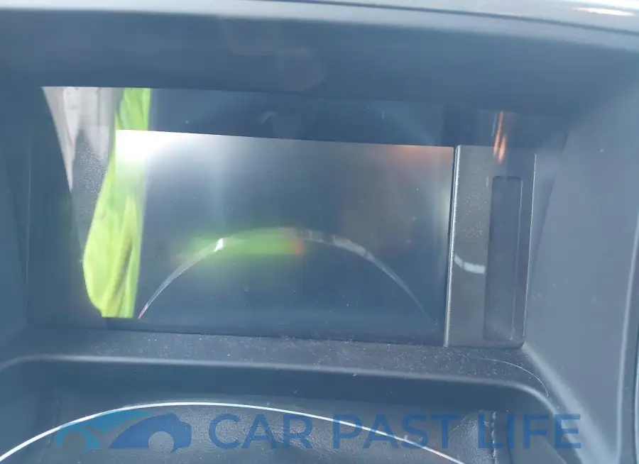 1G1RC6E4XFU141780# 7