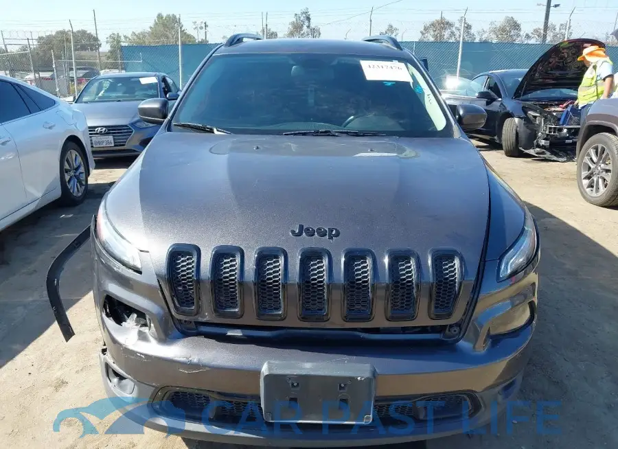 1C4PJLCX2JD527909# 12