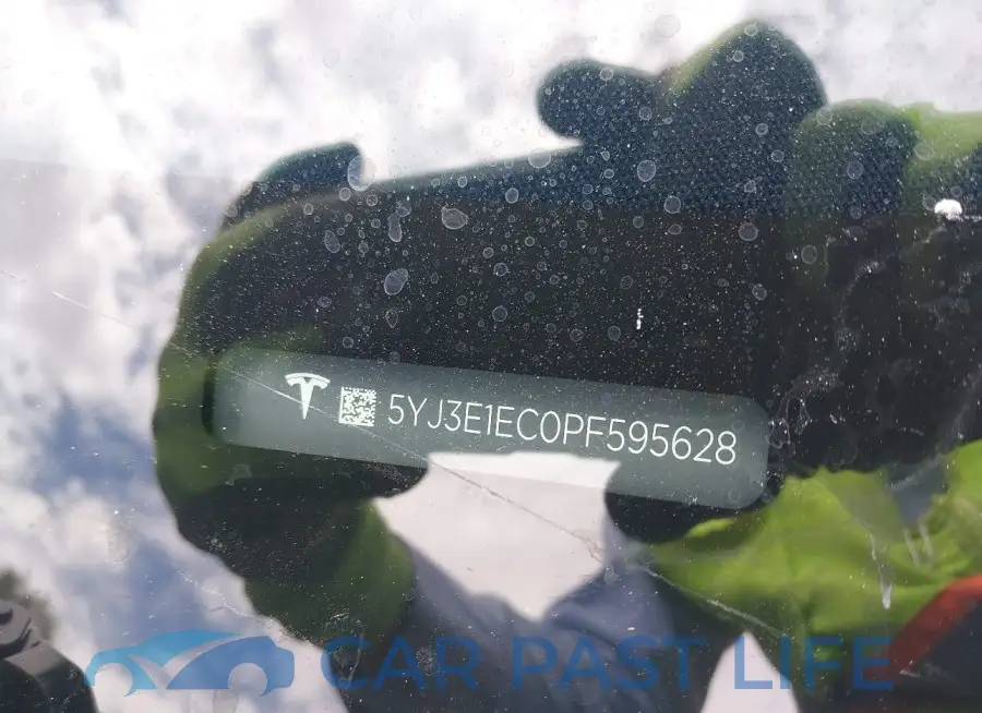 5YJ3E1EC0PF595628# 9
