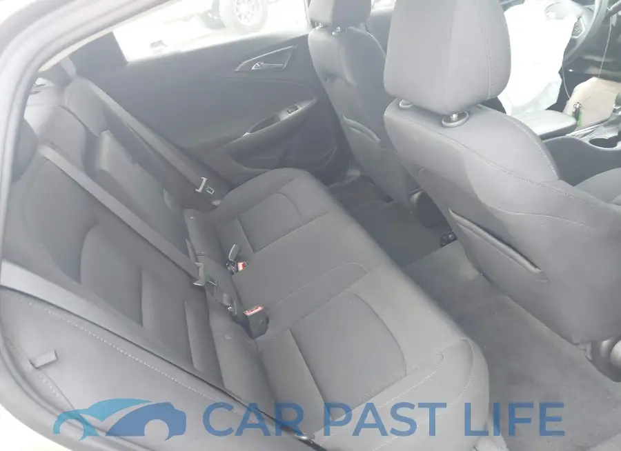 1G1ZD5ST7NF163788# 8
