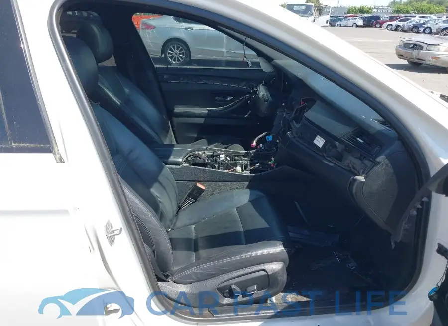 WBA5B1C51FD920568# 5