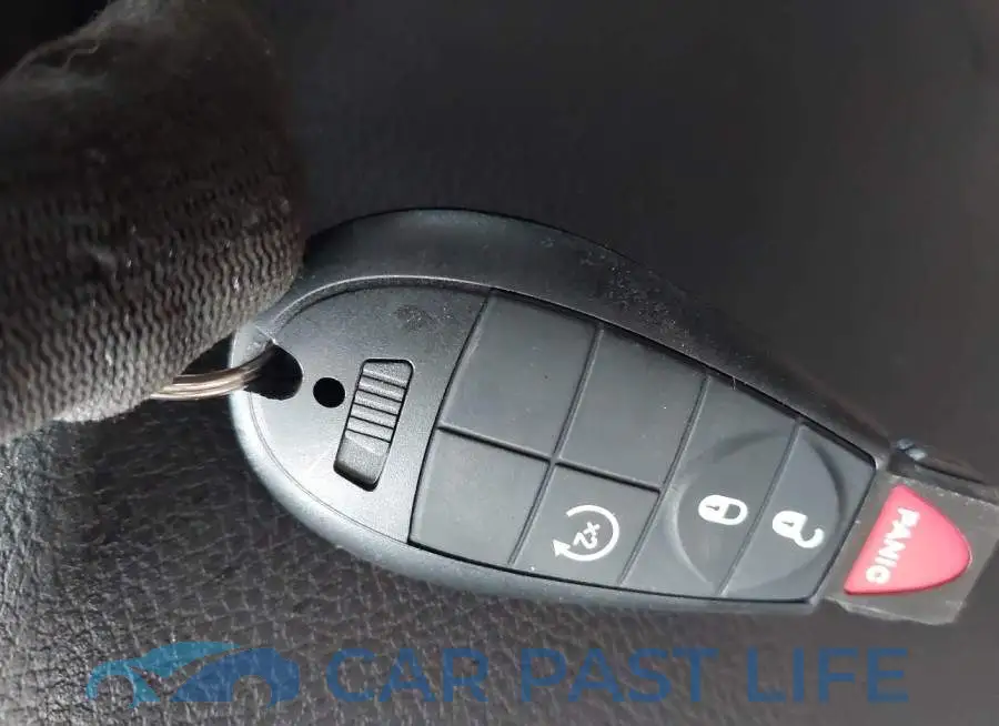 3C7WRTCL9JG340108# 10
