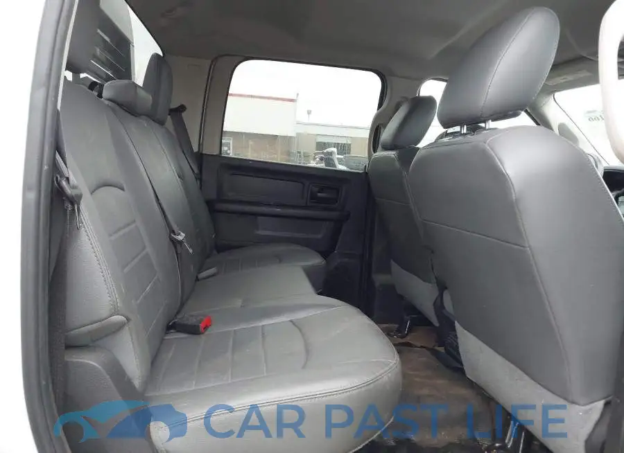 3C7WRTCL9JG340108# 6
